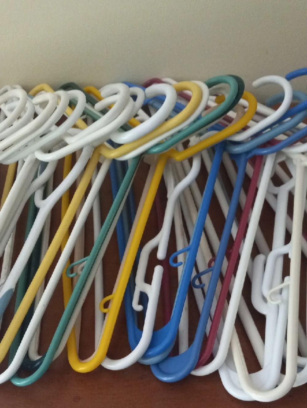 Multi-Color Plastic Clothes Hangers - Assorted Set